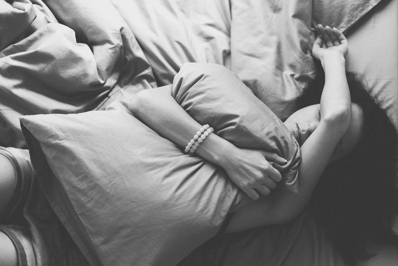 how to tell an ex you're seeing someone else