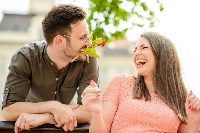 Lovearoundme 9 Signs Your Male Friend Is in Love With You